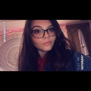 Meet your Posher, Kelsie